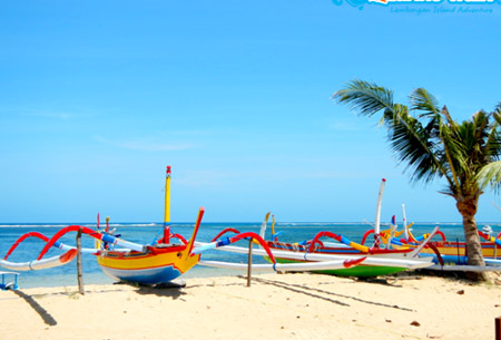 lembongan beach